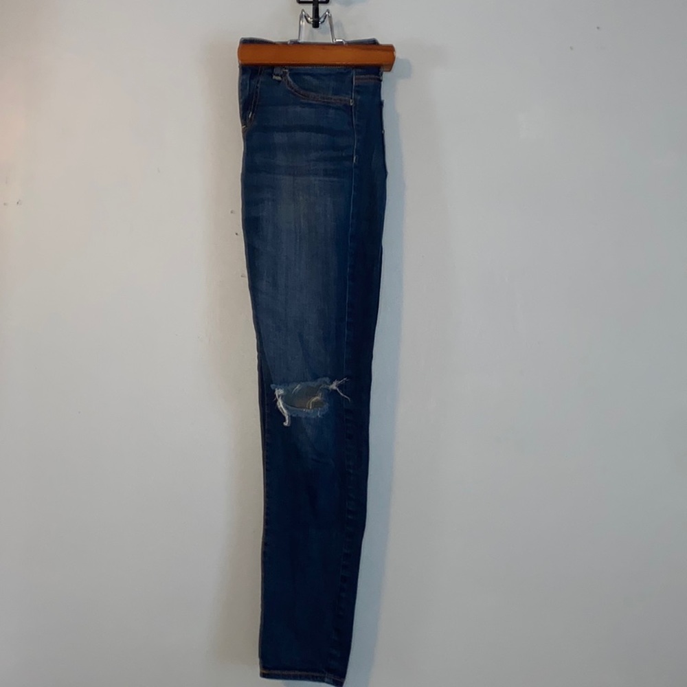 Women’s American Eagle Jeans, Size 6